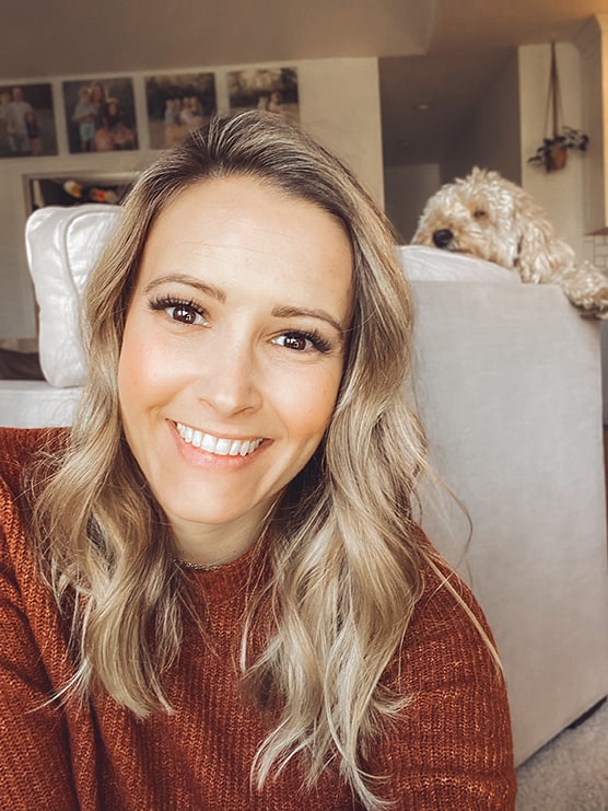 close face picture of woman with blond hair and brown eyes